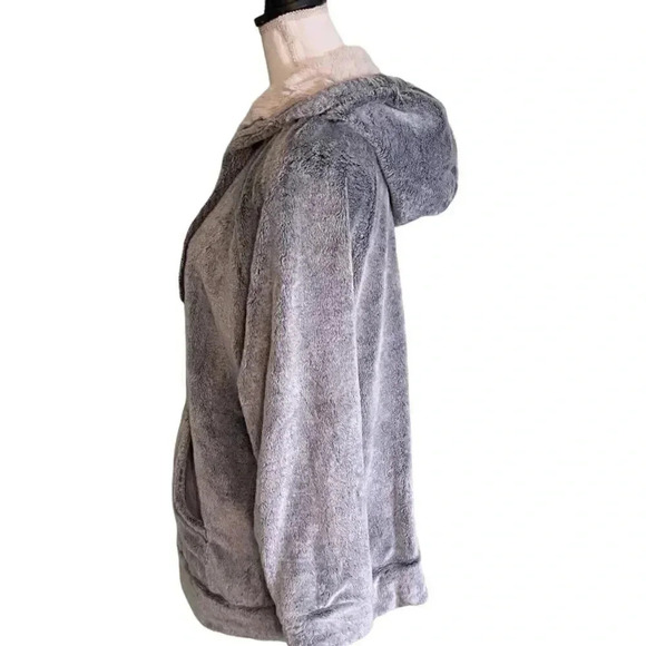 Even softer than it looks! Green tea size L EUC hoodie with front pouch - Picture 5 of 7